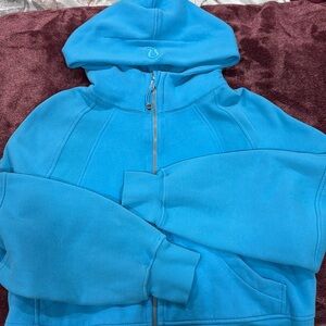 lululemon hoodie full zip cropped scuba